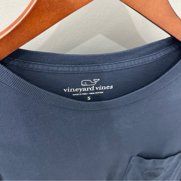 Vineyard Vines 🐳 long sleeve pocket t-shirt - Picture 2 of 4